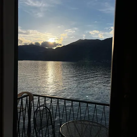 Try On With Balcony Lezzeno