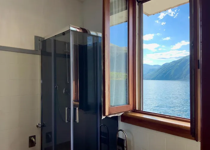 Try On With Balcony דירה *