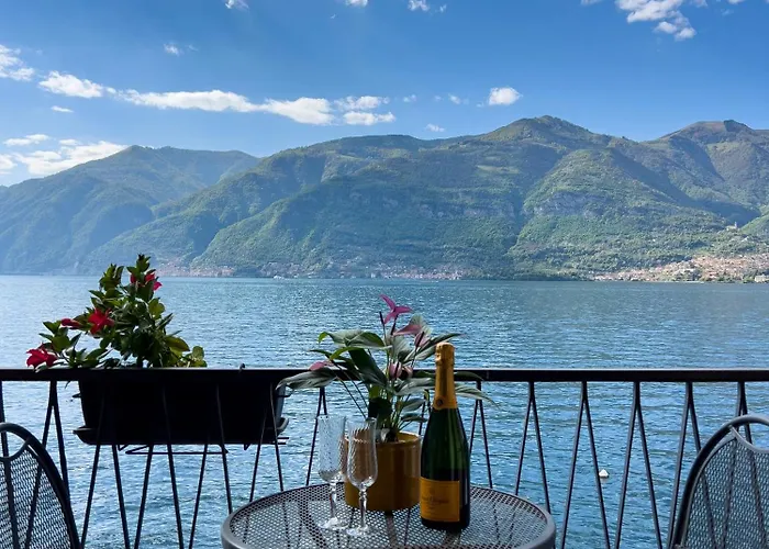 Διαμέρισμα Try On With Balcony Lezzeno